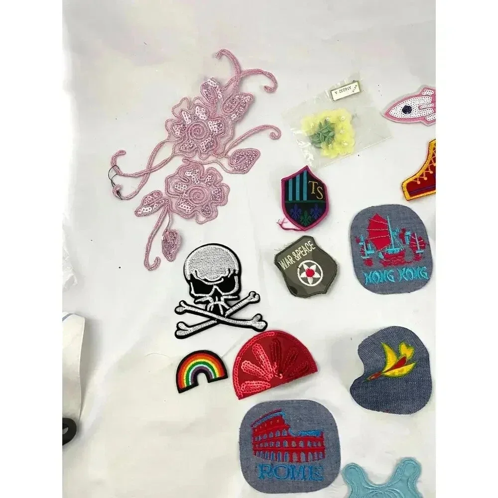 40 PC Assorted Sewing‎ Applique Patches Iron on Sew On NEW Mixed Sequin Crafting